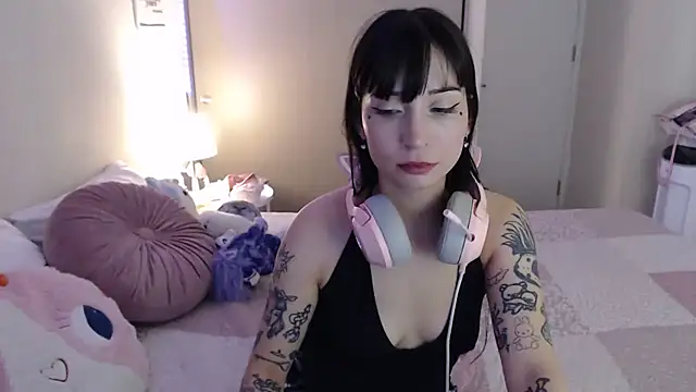 latinpetit online show from 03-15-25, 04:57