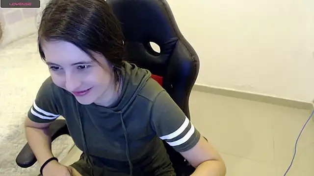 Snapshot of tania_sweet__ chatting on 03-22-25, 03:53 tania sweet online show from 03-22-25, 03:53