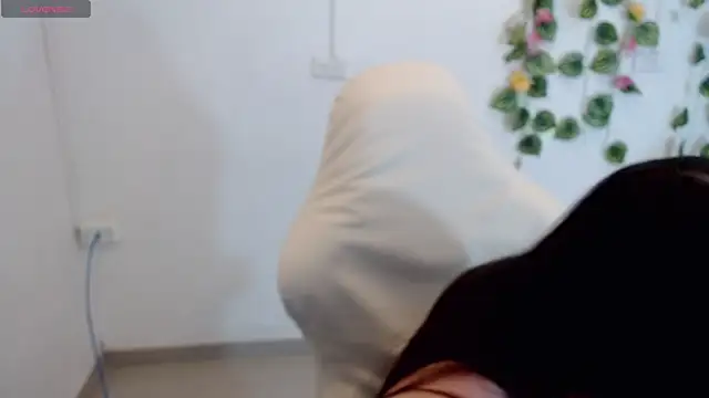 tania sweet   online show from 02-26-26, 06:29