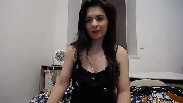 Snapshot of desirmiss1 chatting on 02-07-25, 11:01 desirmiss1 online show from 02-07-25, 11:01