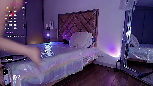 GoddessLinda04 online show from 09-27-25, 10:04