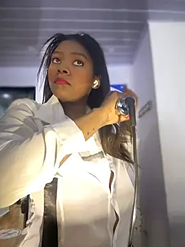 Tayra Siny online show from 02-22-25, 12:19