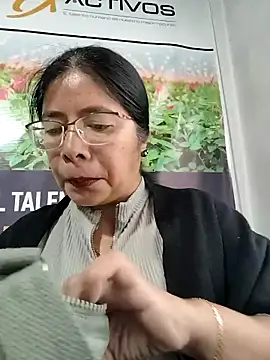   valentina18 online show from 02-24-26, 12:58