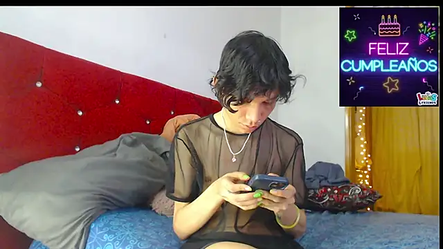 Snapshot of LAICK_01 chatting on 05-01-26, 01:43 LAICK 01 online show from 05-01-26, 01:43