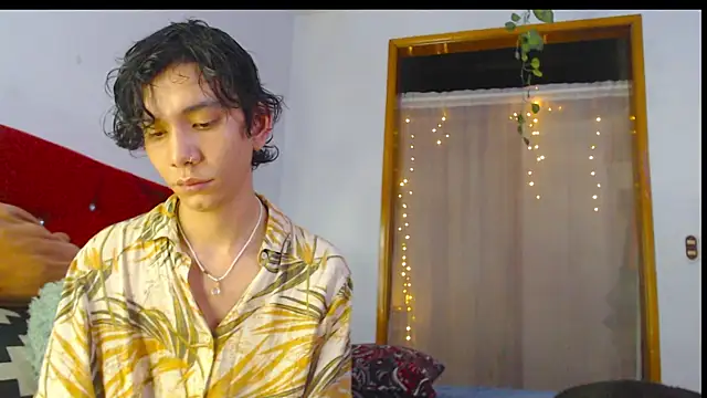 Snapshot of LAICK_01 chatting on 05-07-26, 04:29 LAICK 01 online show from 05-07-26, 04:29