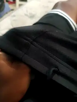 Snapshot of Arthu2r chatting on 02-25-26, 03:21 Arthu2r online show from 02-25-26, 03:21