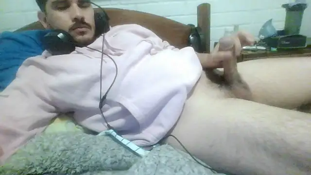 Snapshot of hung_weeb chatting on 03-16-26, 03:23 hung weeb online show from 03-16-26, 03:23