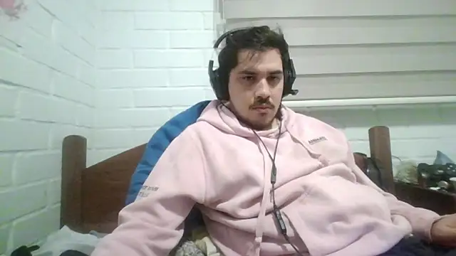 hung weeb online show from 05-02-26, 01:43