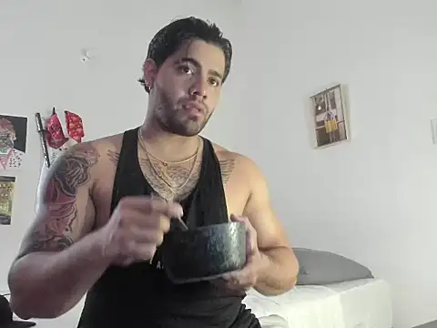 Snapshot of _Coddygold_ chatting on 12-30-24, 12:52  Coddygold  online show from 12-30-24, 12:52