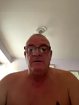 Garry831 online show from 11-05-25, 03:12