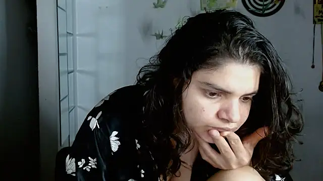 Nikkykora15 online show from 04-08-26, 01:27