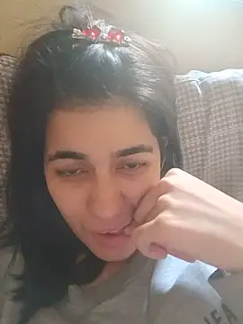Snapshot of Mamamiabr chatting on 05-14-26, 06:47 Mamamiabr online show from 05-14-26, 06:47