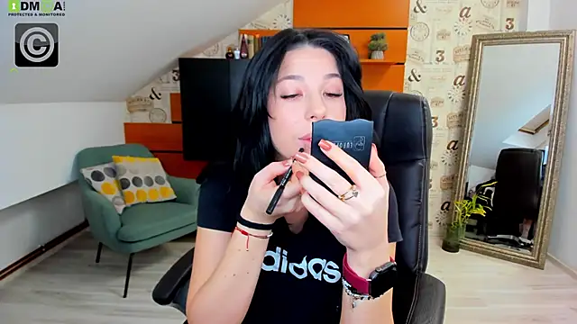 EmillyTaylor online show from 02-10-25, 04:41