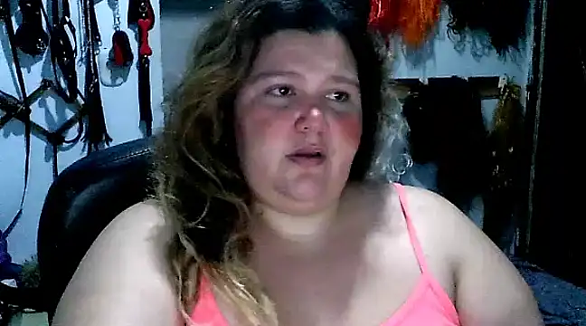 Snapshot of squirt322bbw chatting on 02-11-25, 02:57 squirt322bbw online show from 02-11-25, 02:57