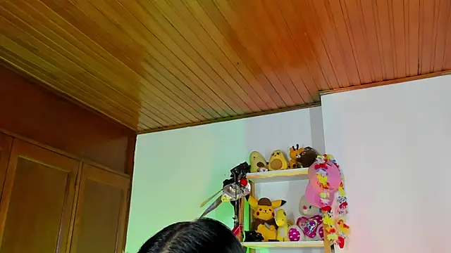 Snapshot of eymy-hadid chatting on 10-30-25, 11:05 eymy-hadid online show from 10-30-25, 11:05