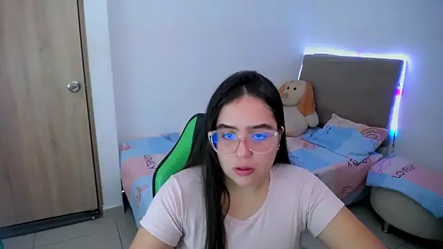  alicia z online show from 02-25-25, 05:36