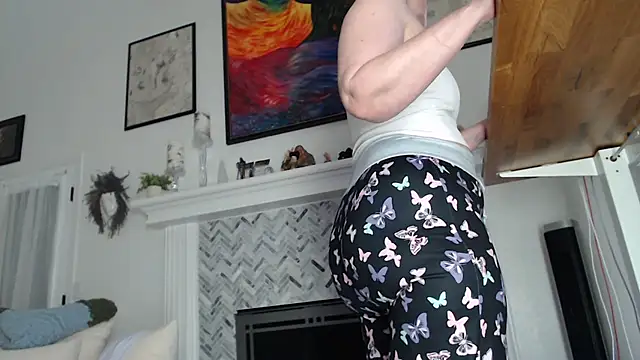 AuroraWillows online show from 10-13-25, 10:59