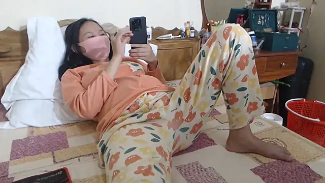 Beauty Asian Tina online show from 12-21-25, 07:37