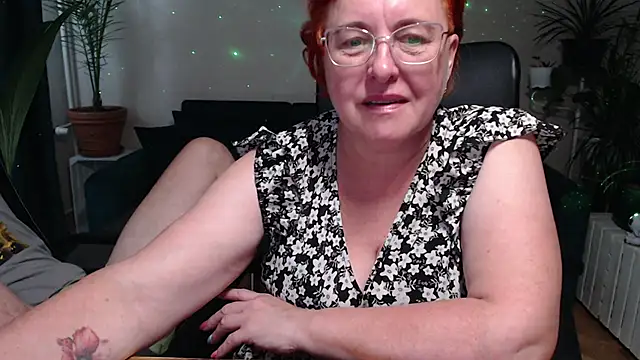 JoannaAndNeighbour online show from 09-09-25, 09:42