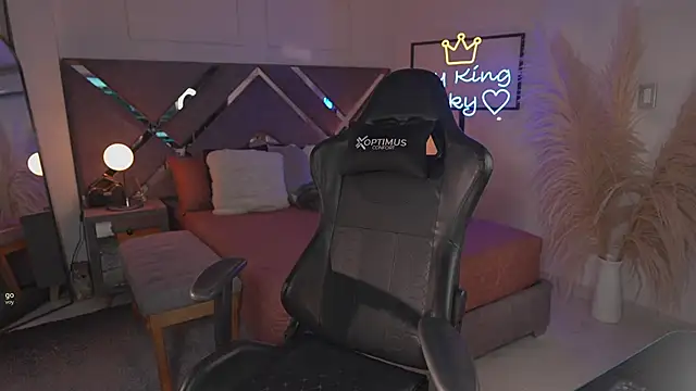 KateOwens online show from 11-22-25, 11:20