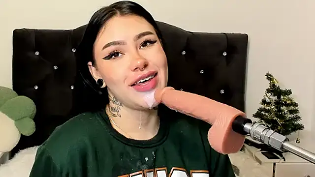 Snapshot of Jas_miin chatting on 12-19-24, 04:13 Jas miin online show from 12-19-24, 04:13