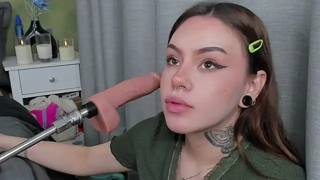 Snapshot of Jas_miin chatting on 03-23-25, 01:42 Jas miin online show from 03-23-25, 01:42