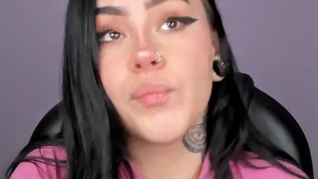 Snapshot of Jas_miin chatting on 09-23-25, 02:03 Jas miin online show from 09-23-25, 02:03