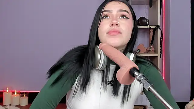 Snapshot of Jas_miin chatting on 09-26-25, 02:04 Jas miin online show from 09-26-25, 02:04