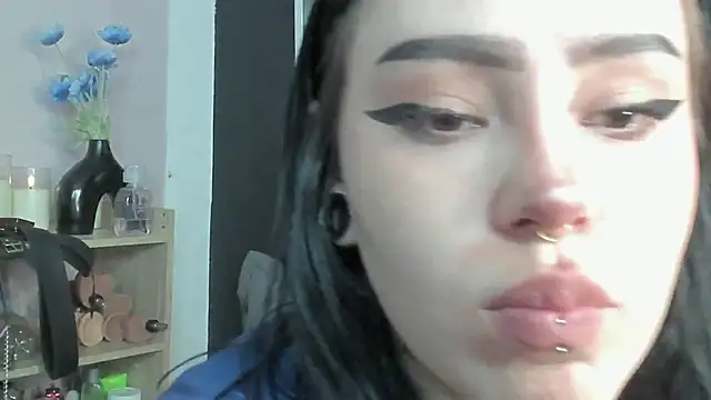 Snapshot of Jas_miin chatting on 11-26-25, 02:01 Jas miin online show from 11-26-25, 02:01