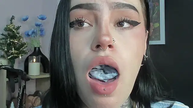 Snapshot of Jas_miin chatting on 12-04-25, 02:21 Jas miin online show from 12-04-25, 02:21