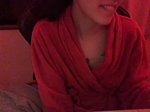 Snapshot of YumieCp chatting on 02-28-25, 11:25 YumieCp online show from 02-28-25, 11:25