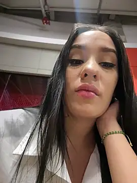 Snapshot of __IRIS__ chatting on 04-21-26, 02:34 IRIS online show from 04-21-26, 02:34