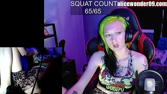 alicewonder09 online show from 10-25-25, 04:53