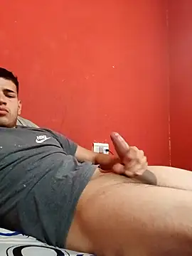 Snapshot of ynose2 chatting on 11-11-25, 12:38 ynose2 online show from 11-11-25, 12:38