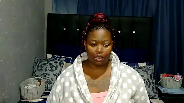 caramelbooty69 online show from 05-15-26, 01:12