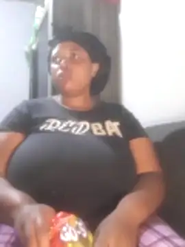 Snapshot of Sexy-queen99xx chatting on 03-21-26, 06:29 Sexy-queen99xx online show from 03-21-26, 06:29