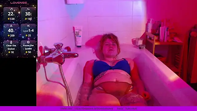 Yukinky online show from 12-31-24, 06:02