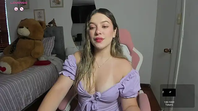 Snapshot of samysweet_8 chatting on 07-19-26, 11:58 samysweet 8 online show from 07-19-26, 11:58