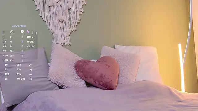 Rinas secret online show from 02-28-25, 05:59