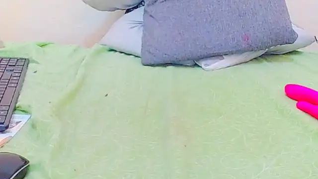 Camilexxx online show from 01-14-25, 06:38