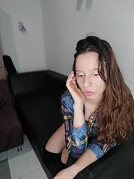 Snapshot of Isaandysex2428 chatting on 12-18-25, 02:50 Isaandysex2428 online show from 12-18-25, 02:50