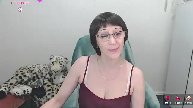 Ammillia online show from 02-16-25, 06:10