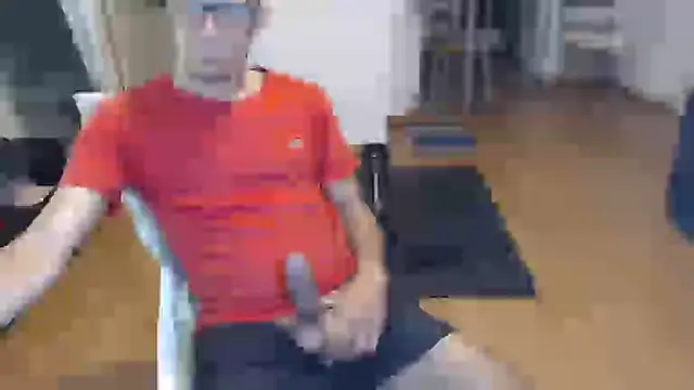 Snapshot of guachin_hunk chatting on 11-02-25, 08:33 guachin hunk online show from 11-02-25, 08:33