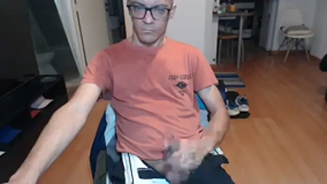 Snapshot of guachin_hunk chatting on 07-31-26, 09:52 guachin hunk online show from 07-31-26, 09:52