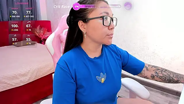 Snapshot of gentle_muse chatting on 06-14-26, 02:24 gentle muse online show from 06-14-26, 02:24