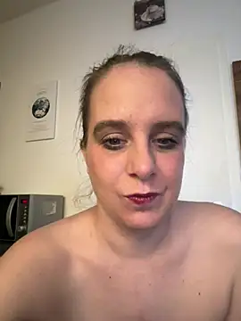 LadyChantale online show from 04-08-26, 06:35