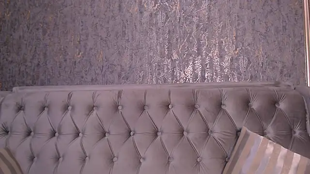 Snapshot of BlondieStar chatting on 04-21-26, 02:15 BlondieStar online show from 04-21-26, 02:15