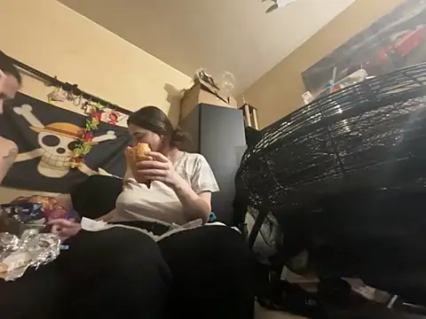 Snowbunnycake 131 online show from 03-15-26, 03:12