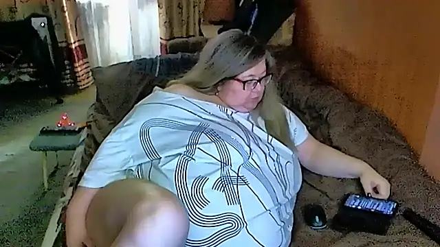 Snapshot of sex2 chatting on 03-15-25, 01:30 sex2 online show from 03-15-25, 01:30