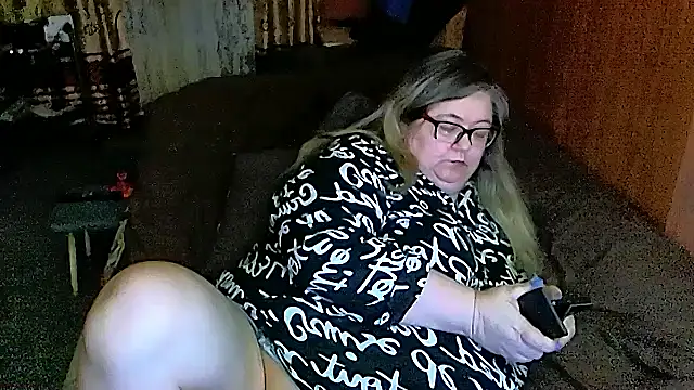 Snapshot of sex2 chatting on 03-16-25, 11:14 sex2 online show from 03-16-25, 11:14